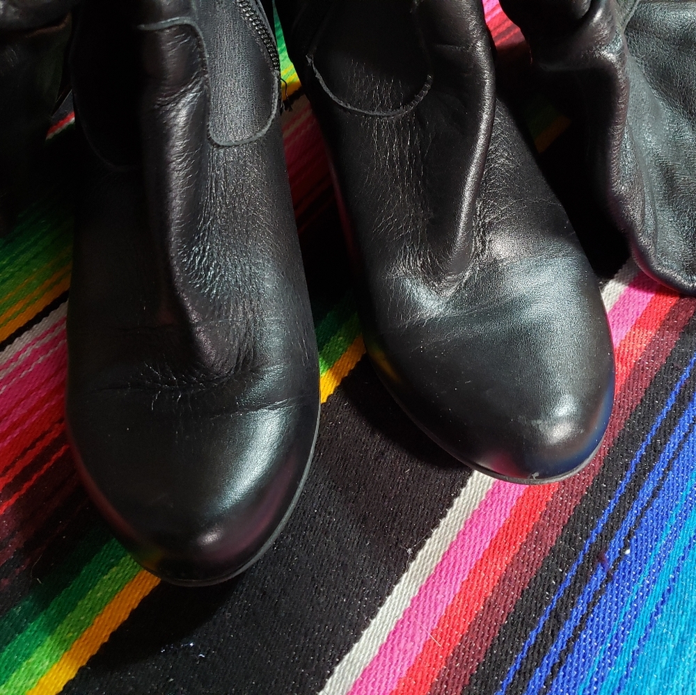 Boots - Picture 6 of 6